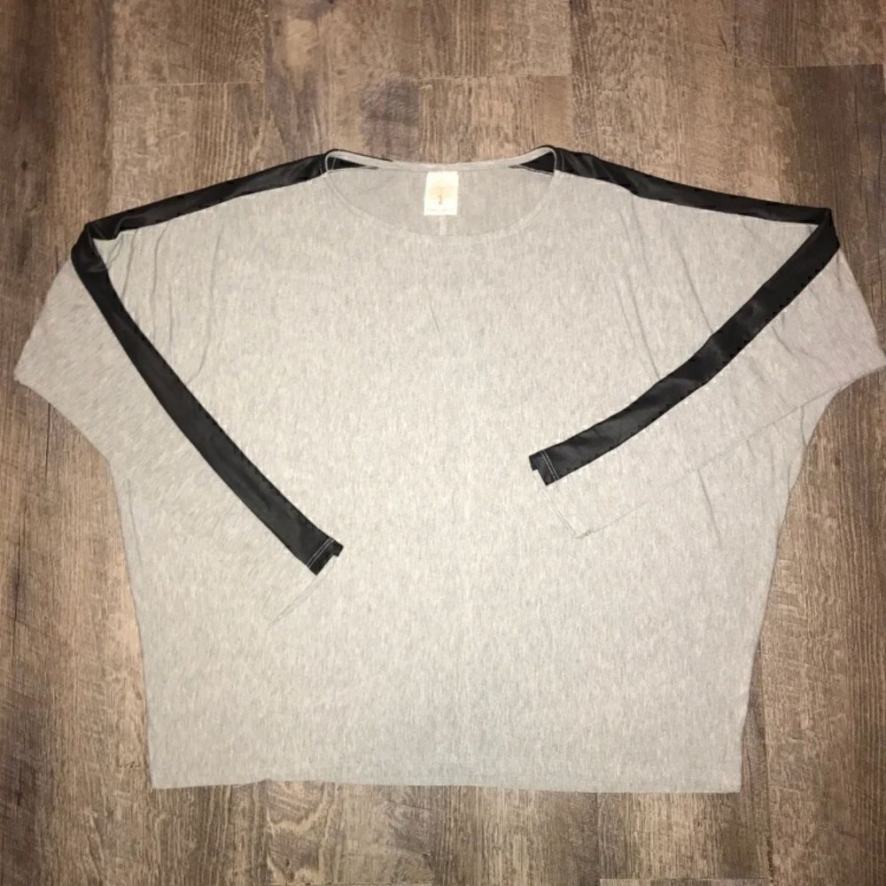 Freeloader Women’s Shirt: Small  